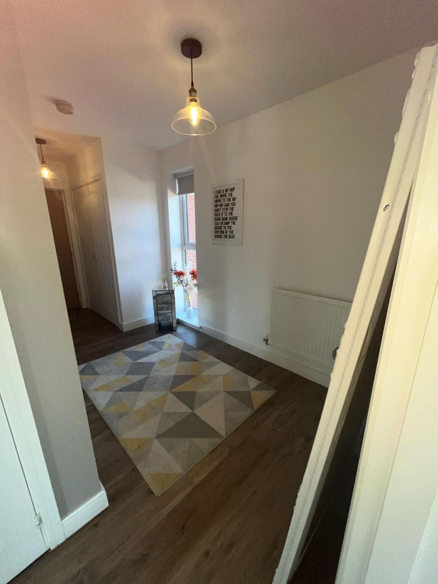 Luxury Riverside 2 Bedroomed Apartment With Balcony Newport  Exterior foto